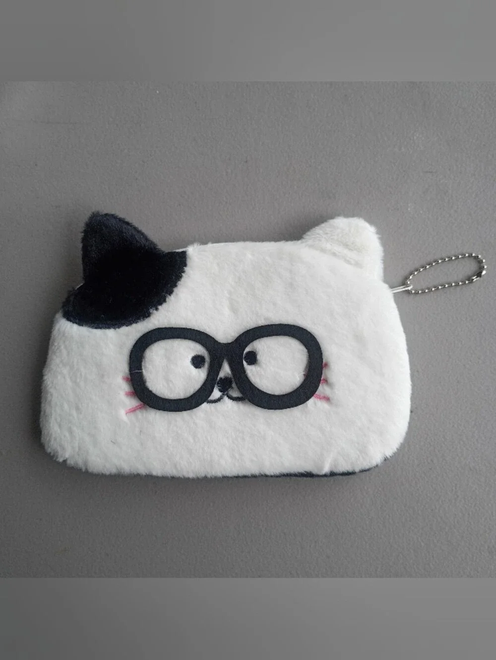 🌻 Cute Plush Black And White Zipper Handbag Pouch